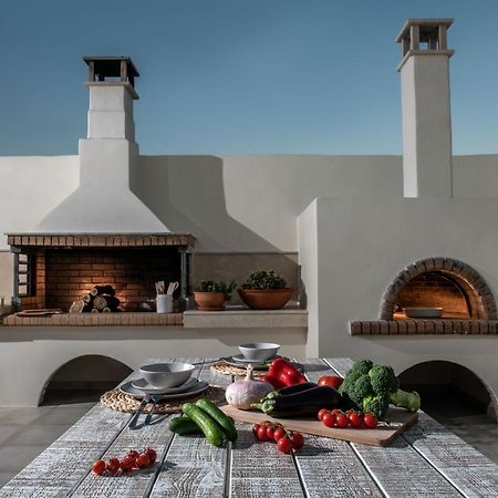 Filothei Beach House With Pool Kalamaki  Exterior foto